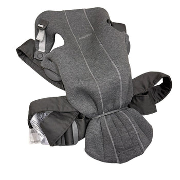 BabyBjörn-Baby-Carrier-Mini-3D-Jersey-Dark-Grey-3-1