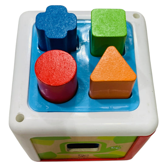 Hape-Shape-Sorting-Box-2-3