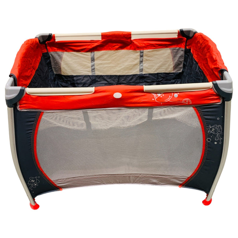 Giggles-2-in-1-Travel-Cot-2-2