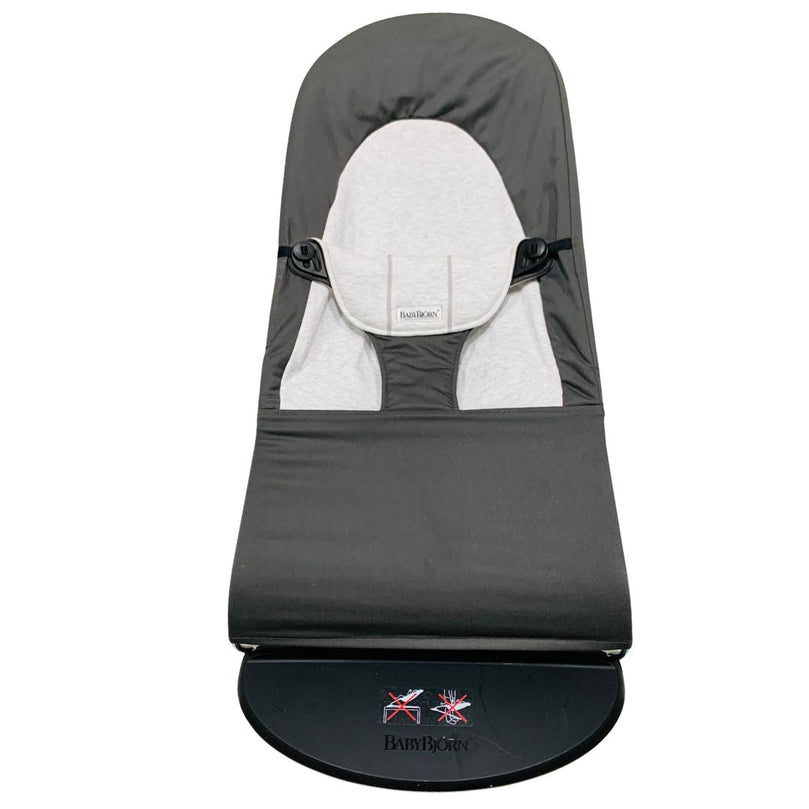 BabyBjörn-Bouncer-Balance-Soft-Dark-Grey-5-2