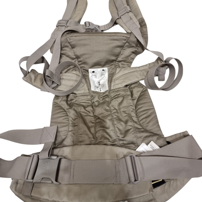 Ergobaby-Omni-Dream-Baby-Carrier-Soft-Olive-1-5