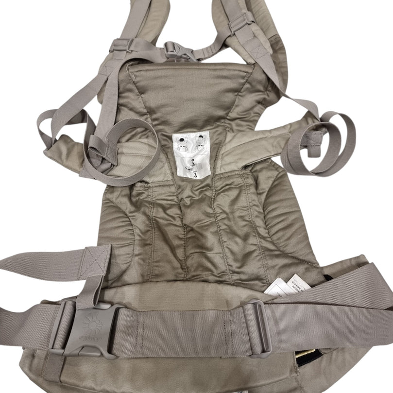 Ergobaby-Omni-Dream-Baby-Carrier-Soft-Olive-1-5