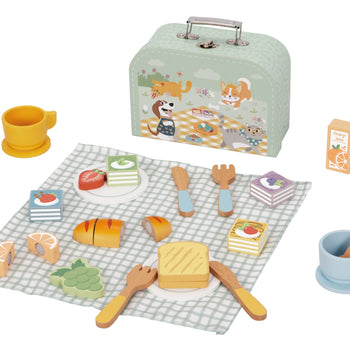 Little-Chus-Picnic-Basket-Playset-1