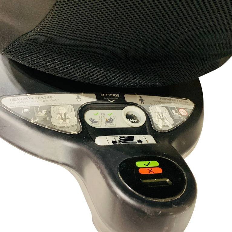 Joie-iSpin-360-Baby-Car-Seat-Black-1-6