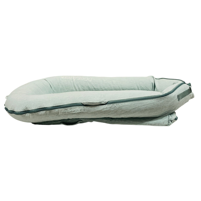 DockATot-Deluxe+-Pod-Fog-Chambray
-White-6-2
