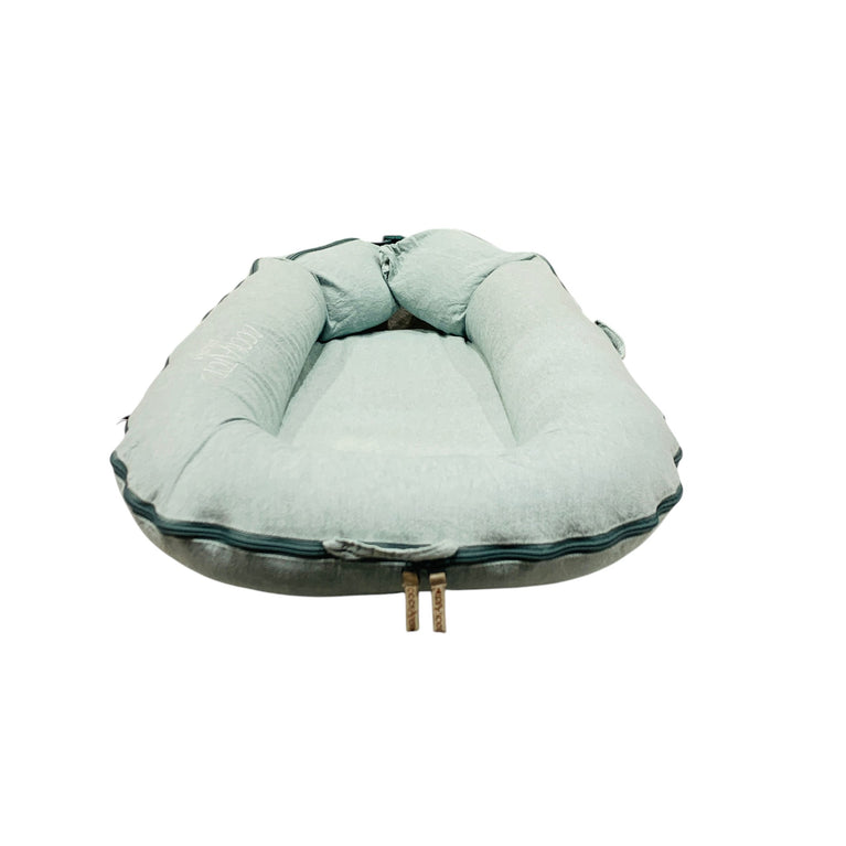 DockATot-Deluxe+-Pod-Fog-Chambray
-White-6-1