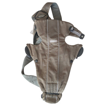 BabyBjorn-Mini-Baby-3D-Mesh-Carrier-Mini-Pearly-Pink-2-1