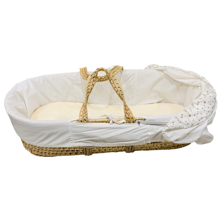 Kinder-Valley-Waffle-Palm-Moses-Basket-with-Stand-White-2-5