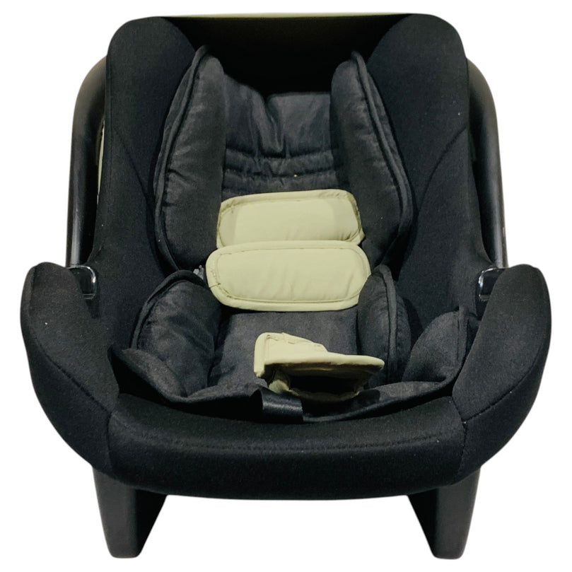 Giggles-Car-Seat-Black-2-3