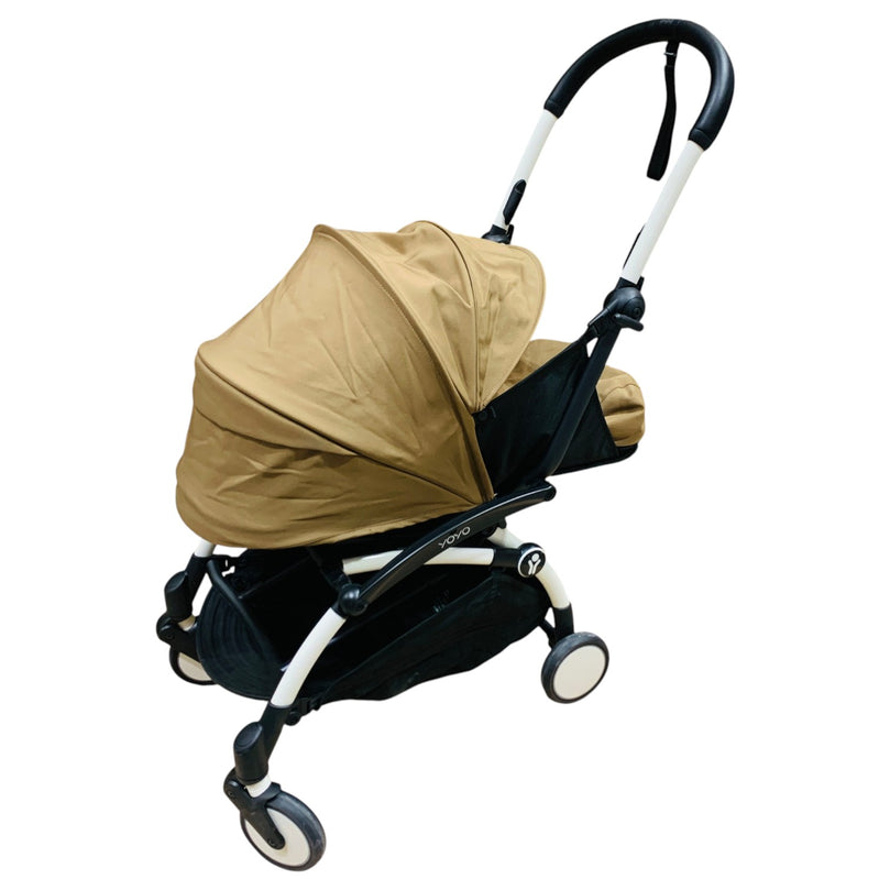 Stokke-YOYO³-White-frame-with-0+-Newborn-Pack-Toffee-1-3