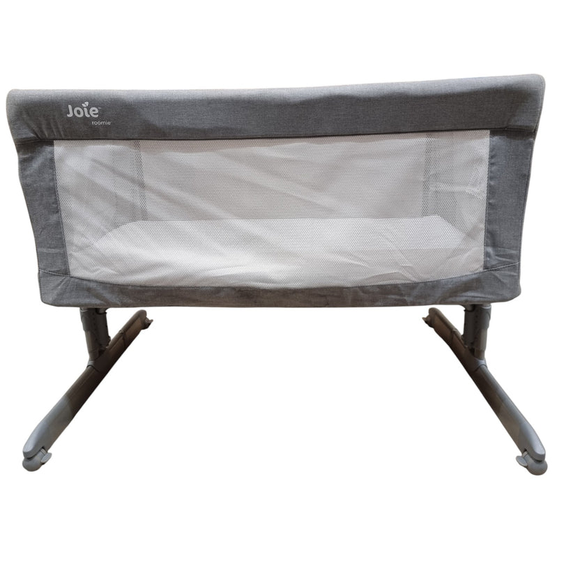 Joie-Roomie-Bedside-Bassient-Gray-3-5