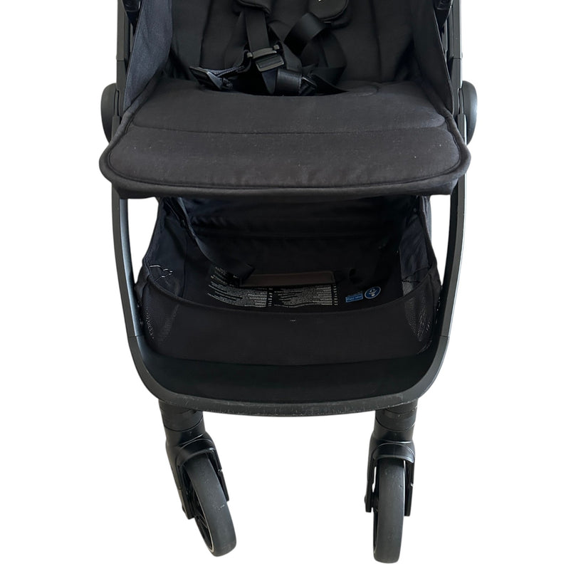 Nuna-Stroller-with-One-Touch-Folding-System-Black-1-6