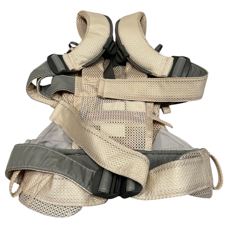 BabyBjörn-Carrier-One-Air-3D-Mesh-Pearly-Pink-2-3