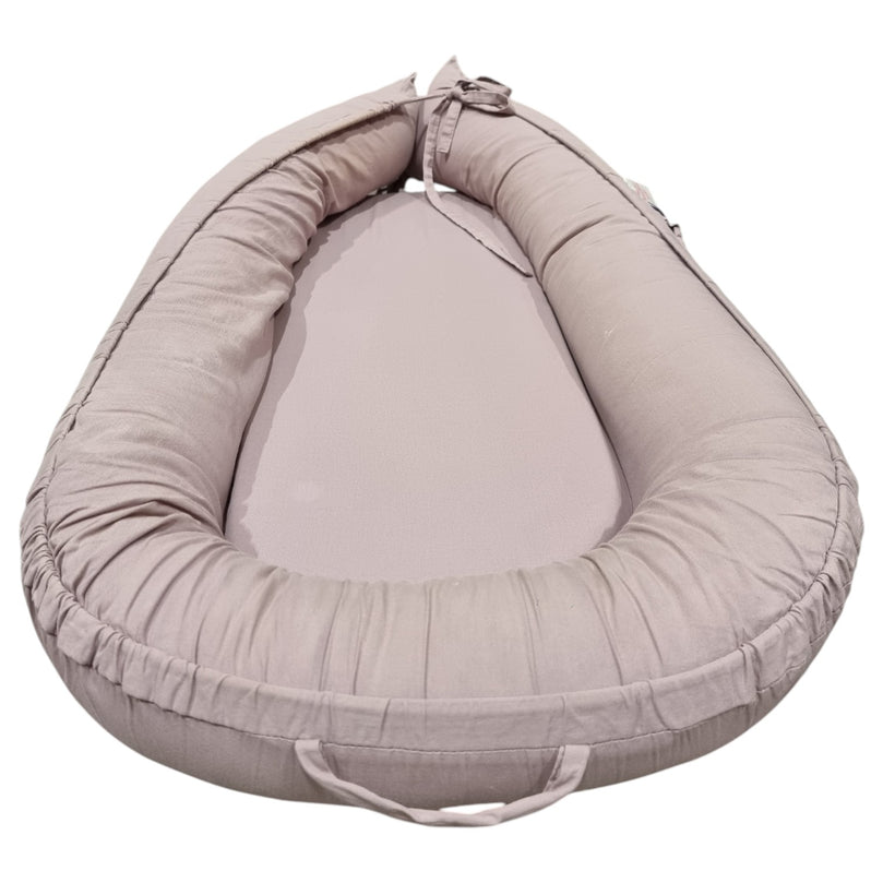 Red-Castle-Feedo-Baby-Nest-with-Laces-Pastel-Pink-1-5