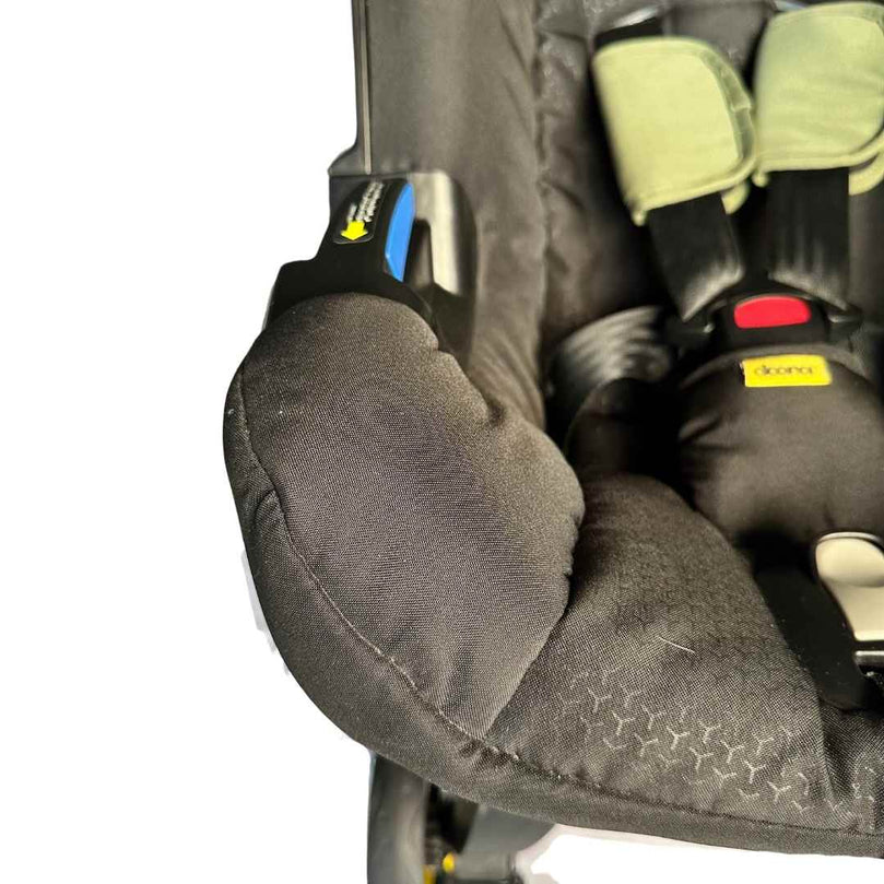 doona-baby-car-seat-and-stroller-5-8