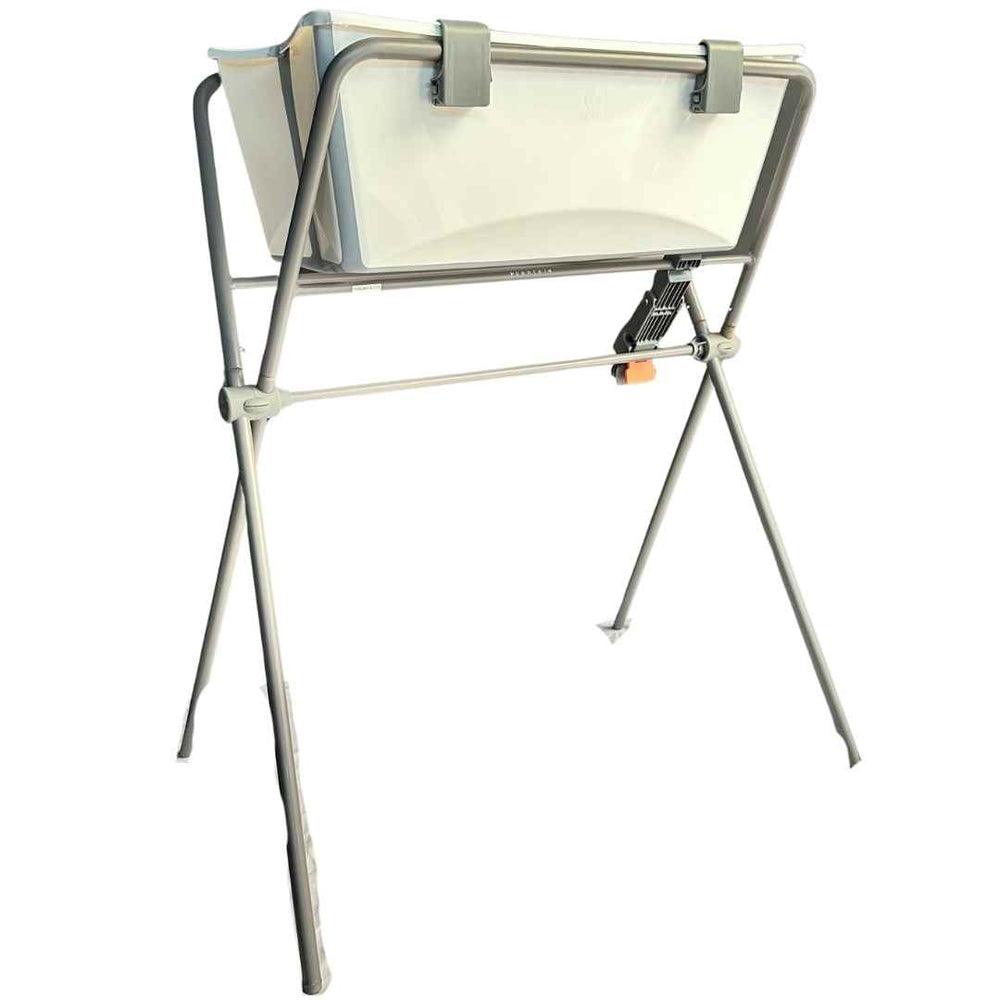 stokke bath tub with stand Stokke Flexi Bath Tub with Newborn Support White with Stand | Shop used Bathing & Potty in UAE