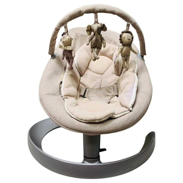 Nuna-LEAF-Grow-Biscotti-With-Toy-1-2
