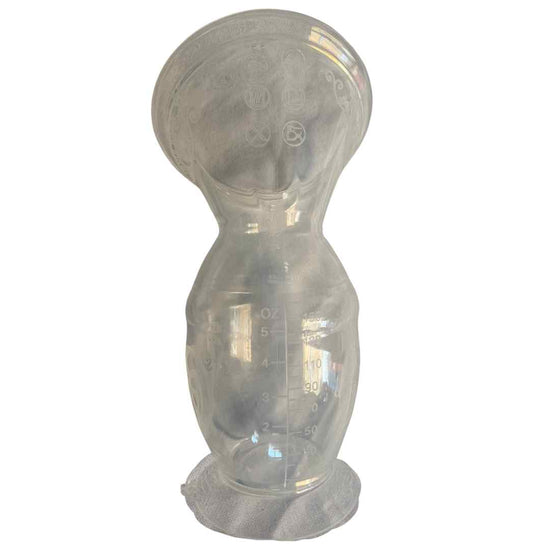 Haakaa-Silicone-Breast-Pump-with-Suction-Base-150-ml-2