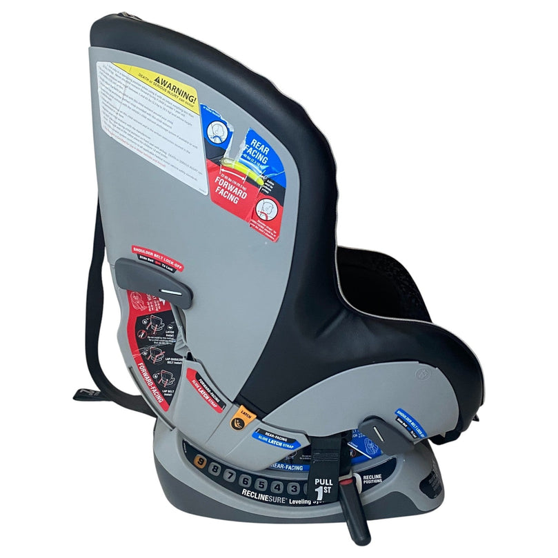 Chicco-Nextfit-Max-Zip-Air-Convertible-Car-Seat-Vero/-Black-4-3