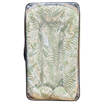 DockATot-Deluxe+-Pod-Lush-&-Fern-1-2