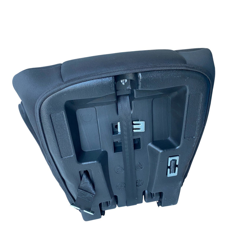 Moon-Car-Seat-Black-1-10
