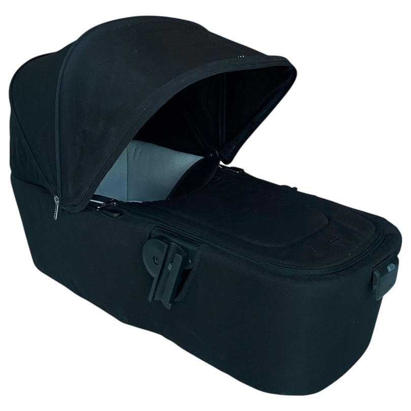 Joolz-Aer-+-Carrycot-For-Stroller-Black-1-1
