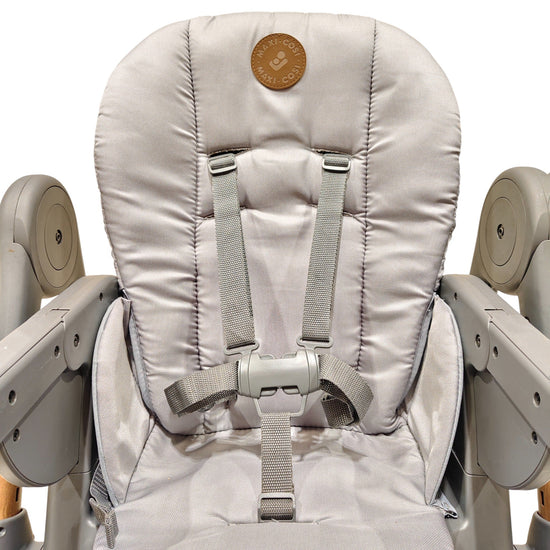 Maxi-Cosi-Minla-High-Chair-Essential-Grey-2-3
