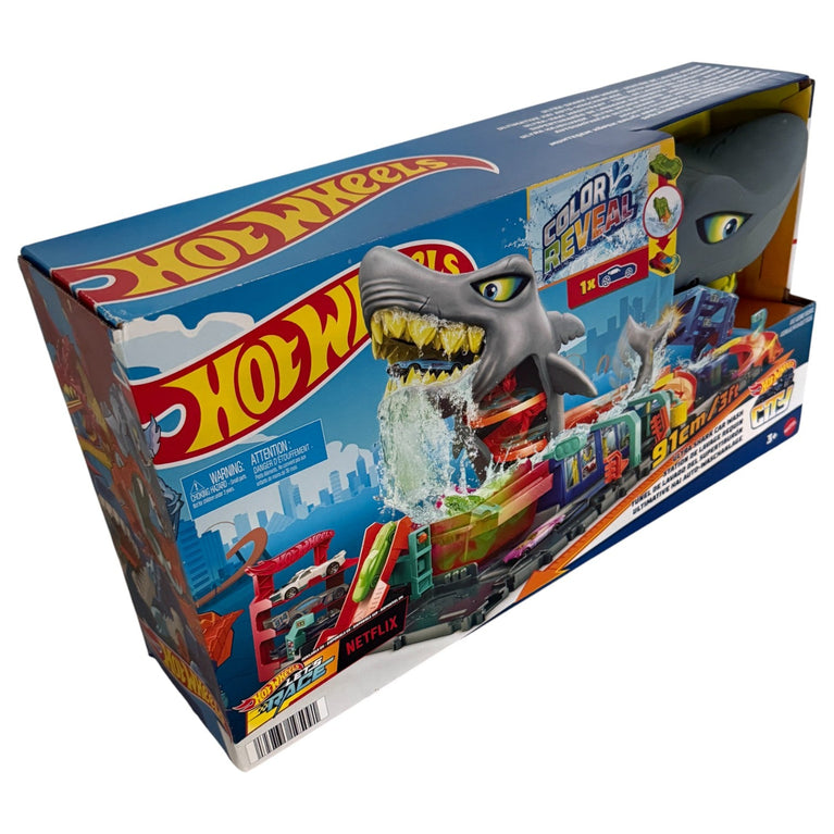 Hot-Wheels-Ultra-Shark-Car-Wash-Playset-1-1