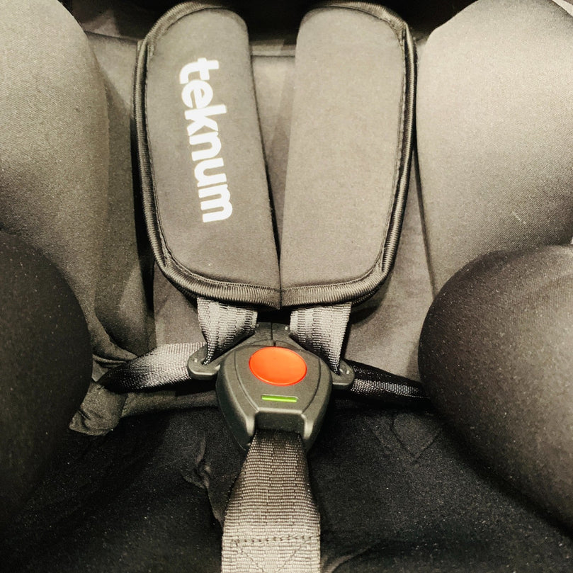 Teknum-Evolve-360-Car-Seat-Black-2-3