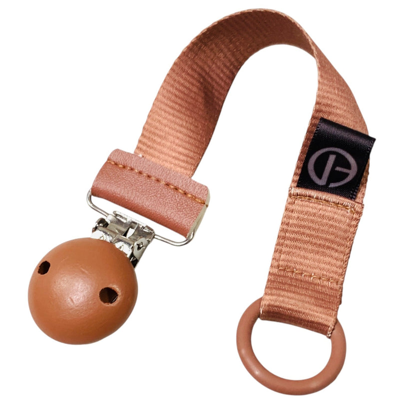 Elodie-Pacifier-Clip-Chocolate-1-4