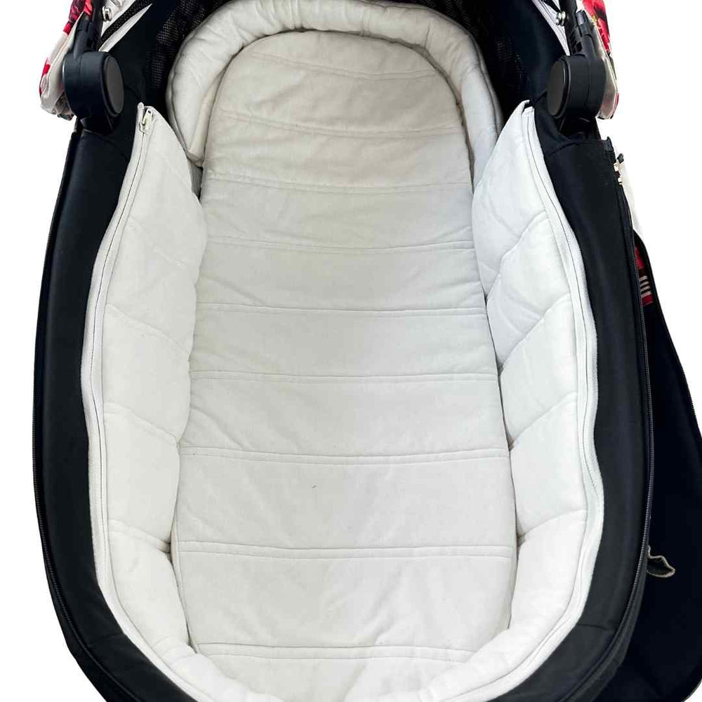 cybex platinum priam lux carry cot Cybex Platinum Priam Lux Carry Cot - Spring Blossom Light | Shop used Stroller Accessories in UAE