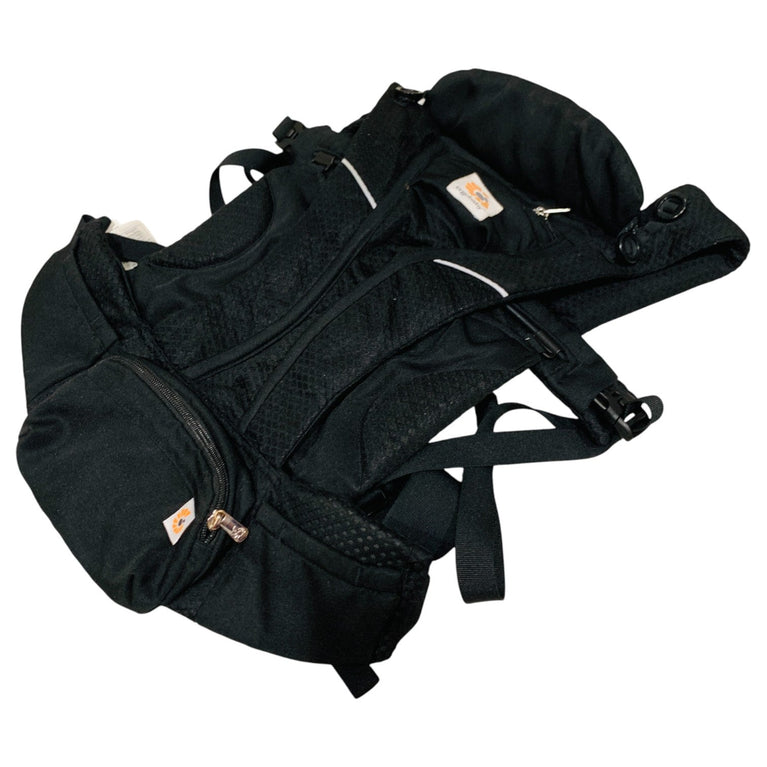 Ergobaby-Omni-Breeze-Baby-Carrier-Black-2-5