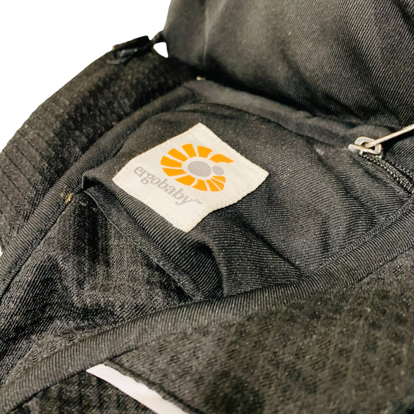 Ergobaby-Omni-Breeze-Baby-Carrier-Black-2-7