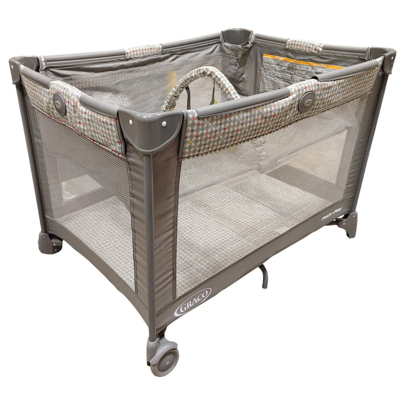 Graco-Pack-N-Play-Playard-with-Bassinet-Pasadena-1-1