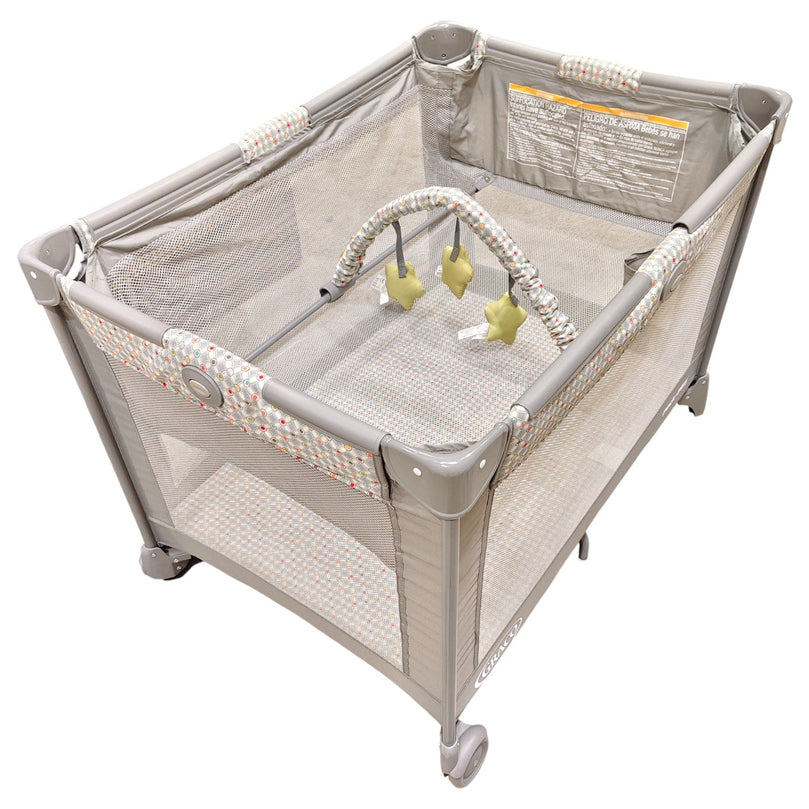 Graco-Pack-N-Play-Playard-with-Bassinet-Pasadena-1-4
