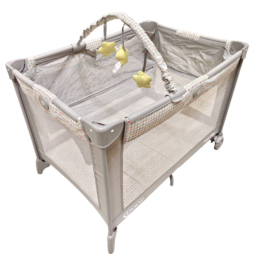 Graco-Pack-N-Play-Playard-with-Bassinet-Pasadena-1-9