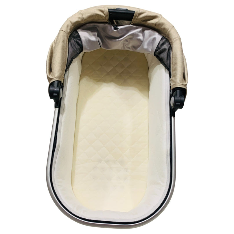 Uppababy-Alice-Bassinet-Cream-1-2