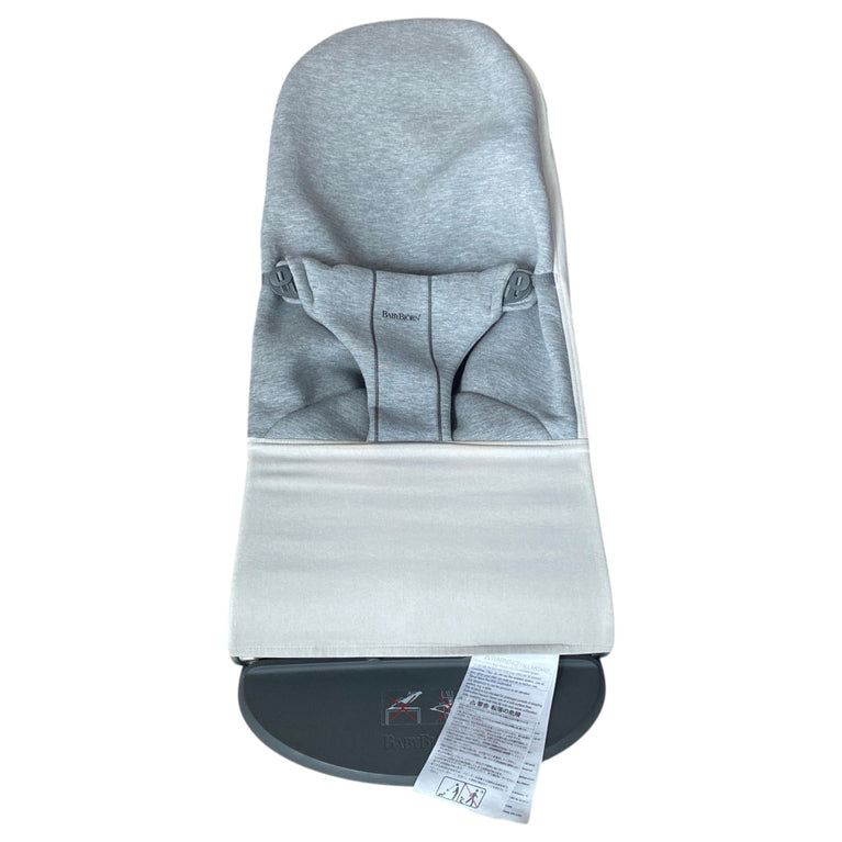 BabyBjörn-Bouncer-Balance-Soft-Woven-Jersey-Grey-3-3