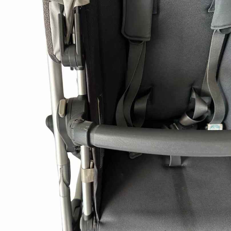 UPPAbaby-Cruz-V2-Stroller-Grey-Melange-(2020)-11