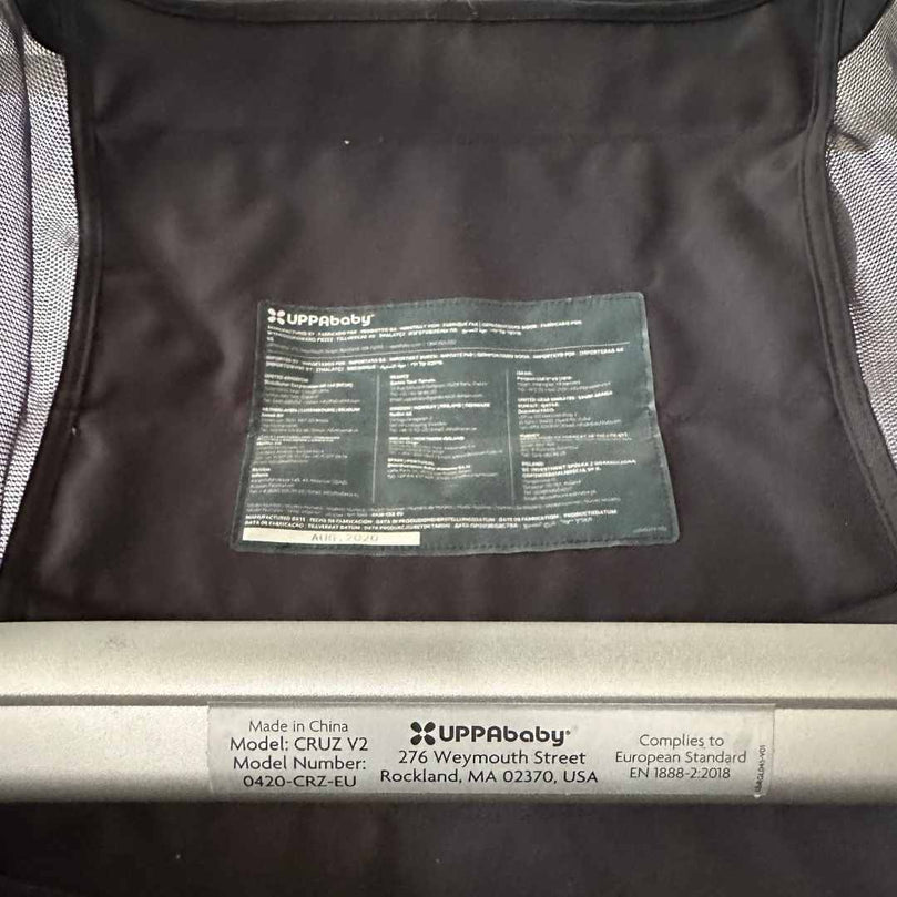 UPPAbaby-Cruz-V2-Stroller-Grey-Melange-(2020)-31