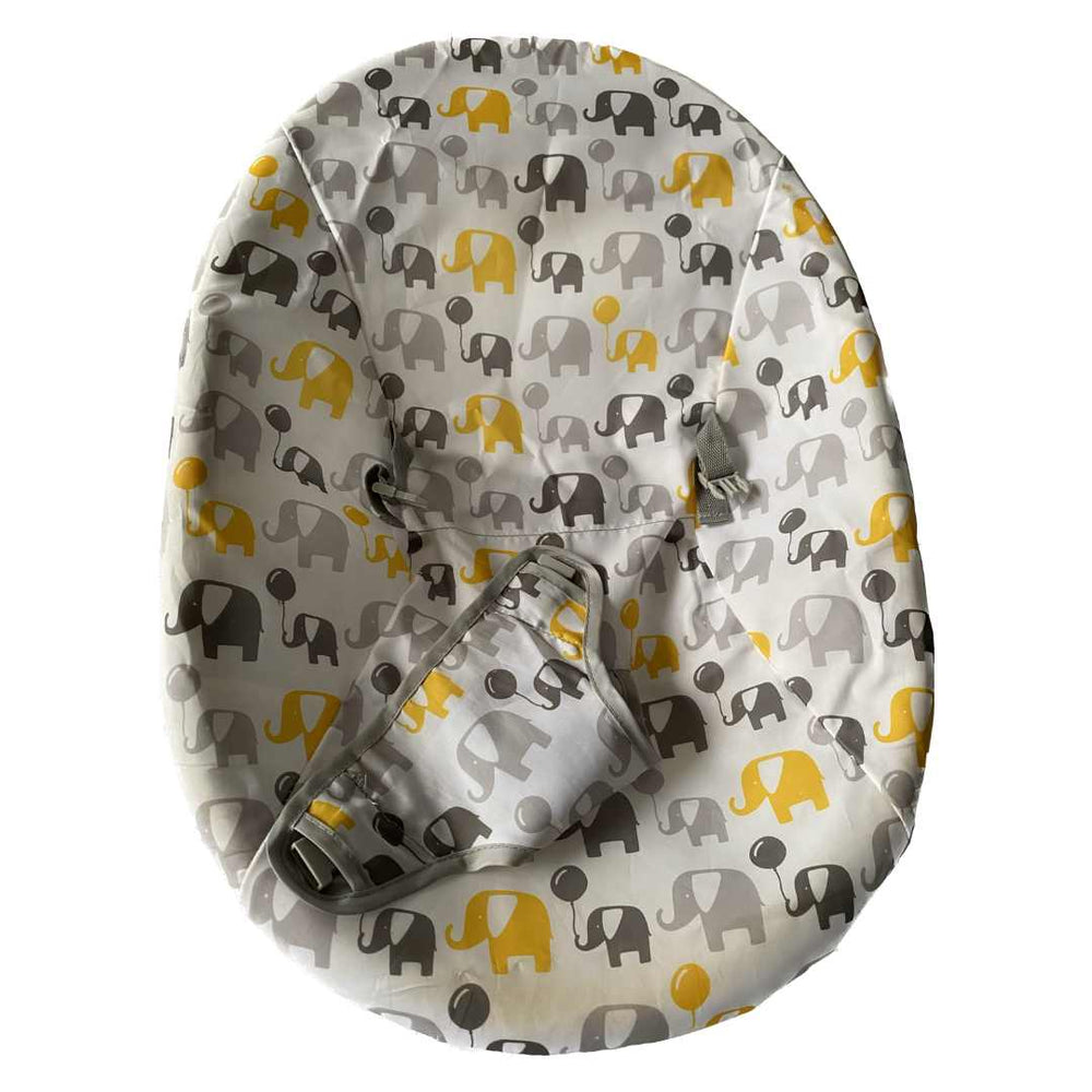 Secondful Red Kite Bambino Bouncer Bounce Chair with Elephant Parade Pattern Shop used Bouncers Rockers in UAE Secondful