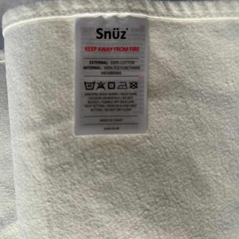 Snuz-Baskit-Moses-Basket-with-Mattress-&-Stand-Set-Dark-Grey-+-4-Fitted-Sheets-+-2-Mattress-Protectors-20
