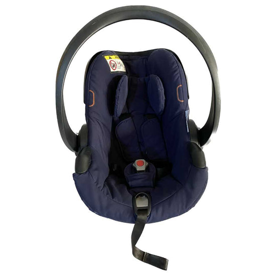 Stokke-iZi-Go-Modular-Car-Seat-+-iZi-Modular-i-Size-Base-by-BeSafe-Deep-Blue-1
