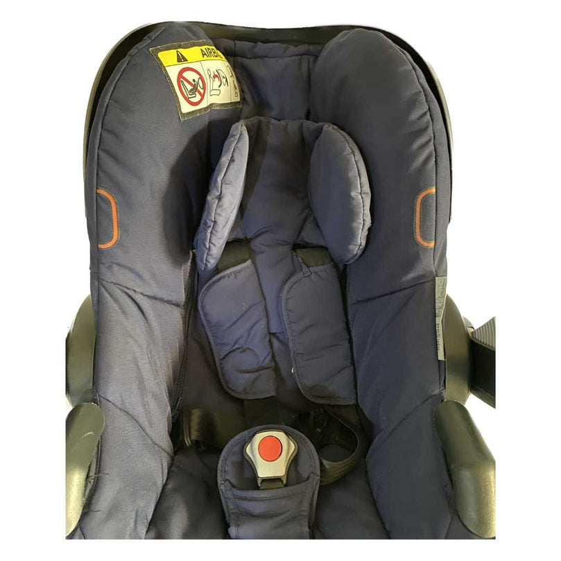 Stokke-iZi-Go-Modular-Car-Seat-+-iZi-Modular-i-Size-Base-by-BeSafe-Deep-Blue-3