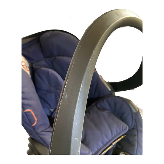 Stokke-iZi-Go-Modular-Car-Seat-+-iZi-Modular-i-Size-Base-by-BeSafe-Deep-Blue-4