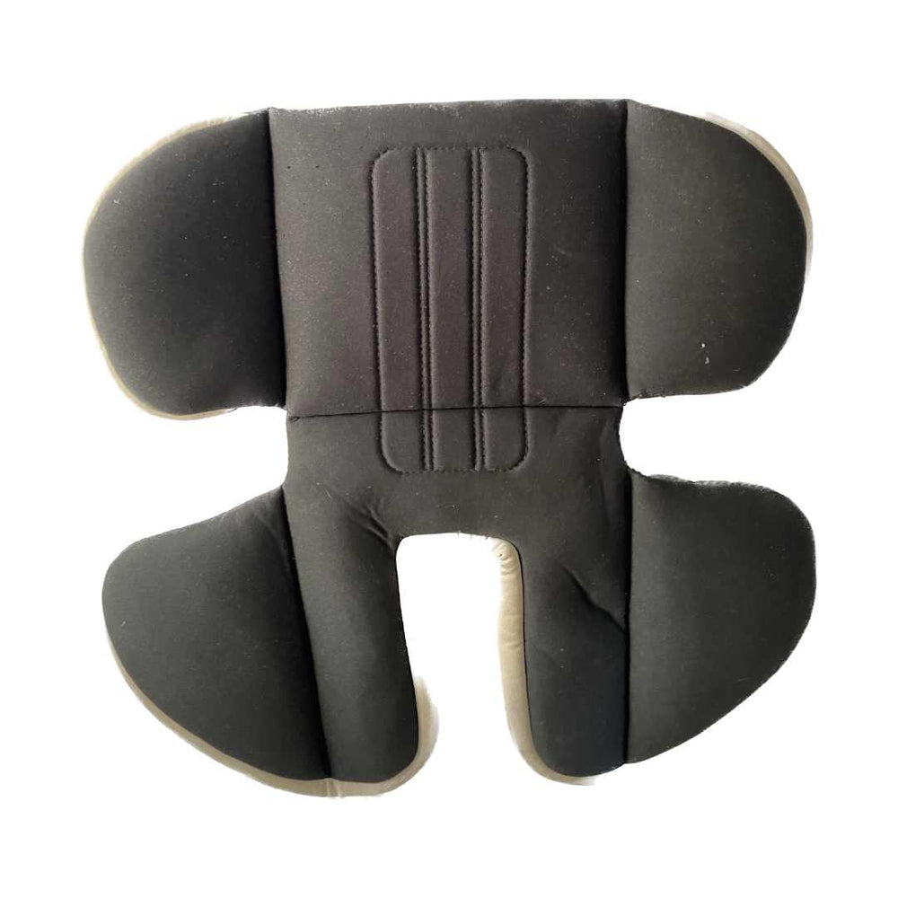 Maxi cosi axissfix newborn insert shop