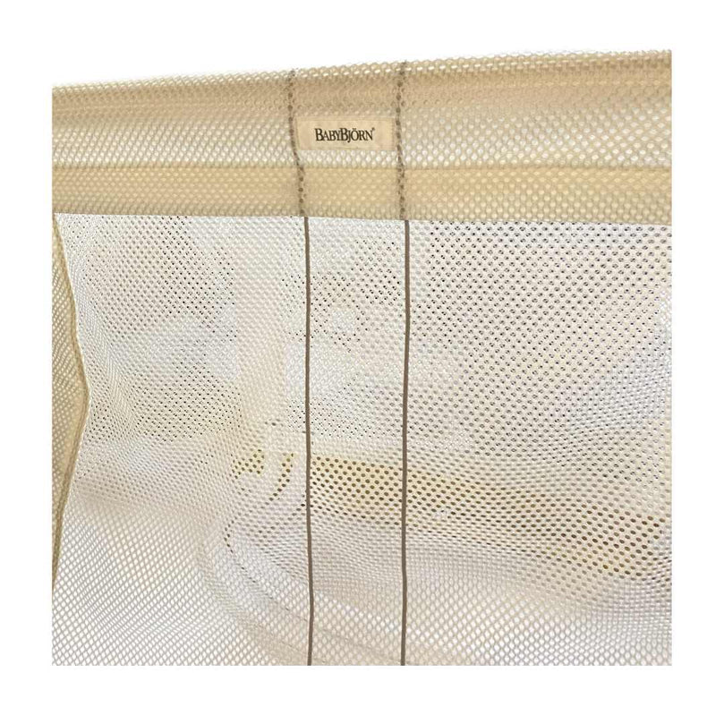 BabyBjÃ¶rn-Mesh-Baby-Crib-with-Bassinet-level-White-2