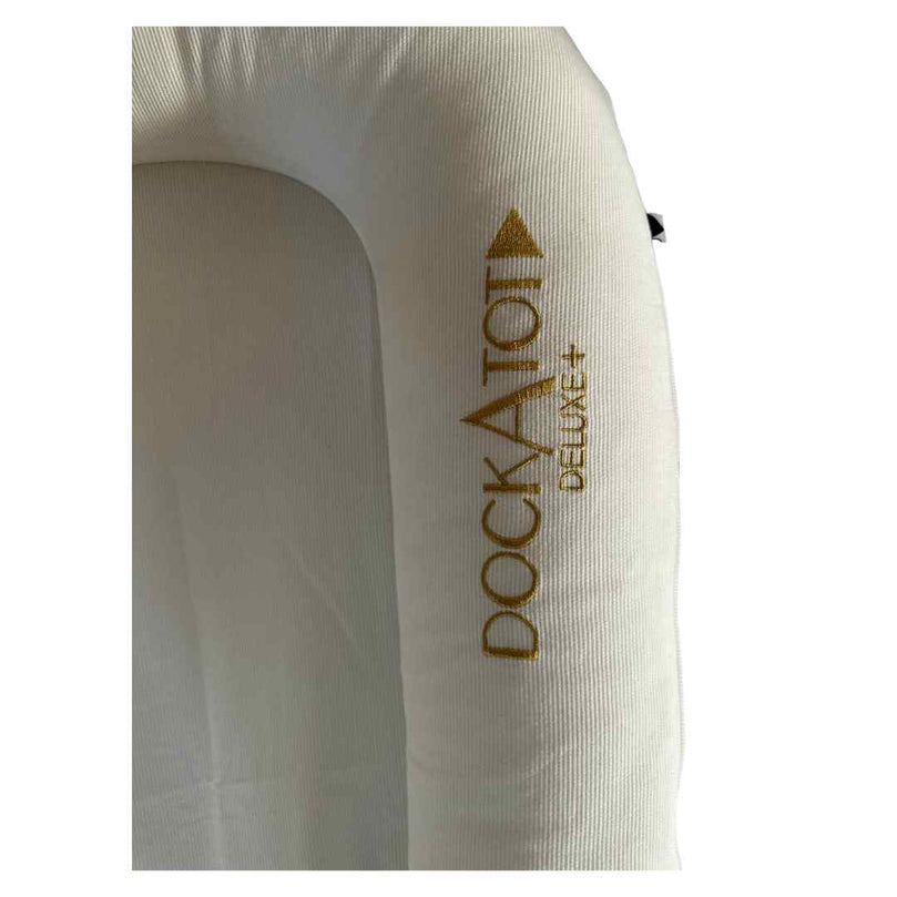 DockATot-Deluxe+-Pod-Pristine-White-+-Extra-DockATot-Cover-5