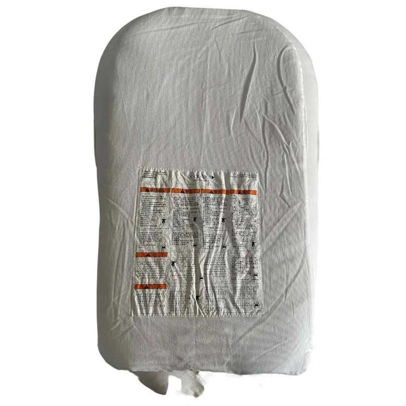 DockATot-Deluxe+-Pod-Pristine-White-+-Extra-DockATot-Cover-7