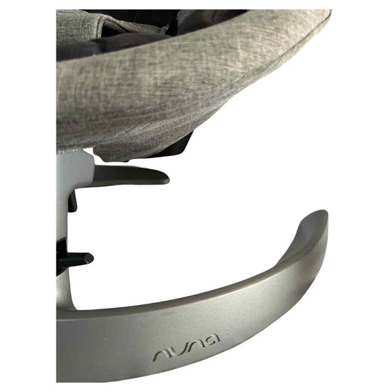 Nuna-LEAF-Grow-Granite-With-Toy-7